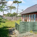 6 Person In Store Fuglede-by Traum *